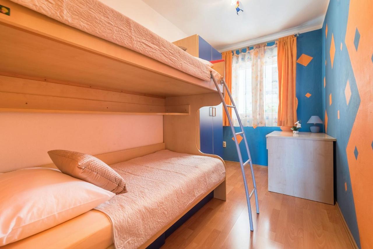 Apartments Ivanka Okrug Gornji Exterior foto